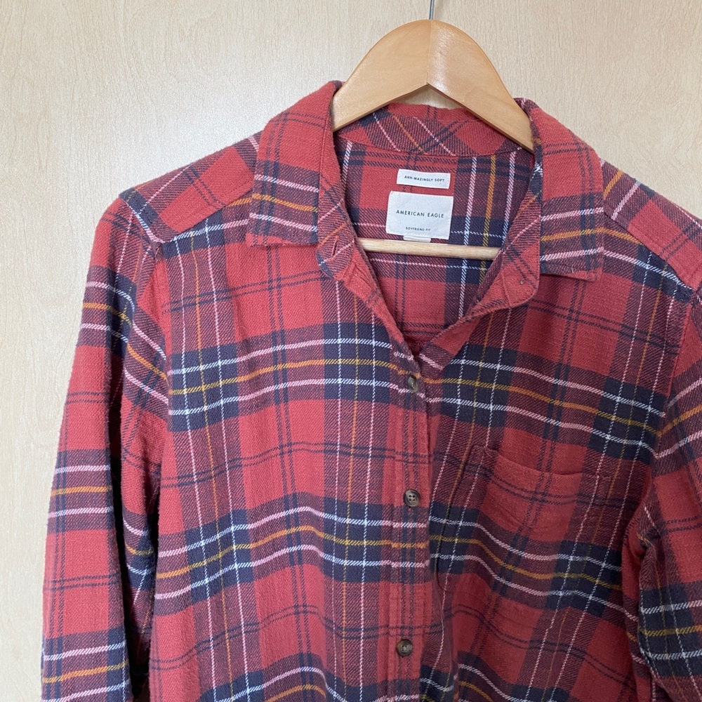 Women’s American Eagle Flannel Size L